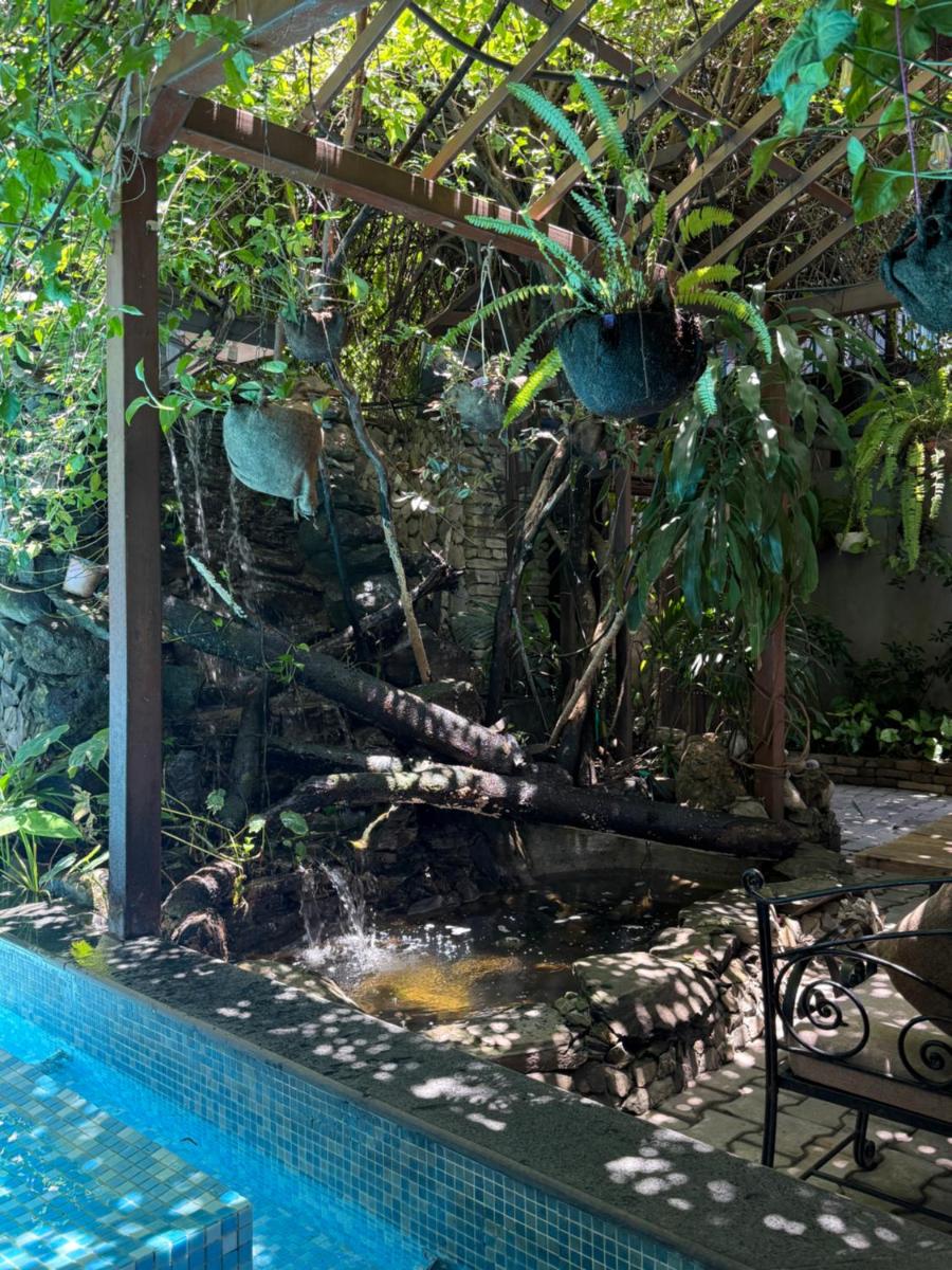 Hotel Middle Path & Spa - Housity