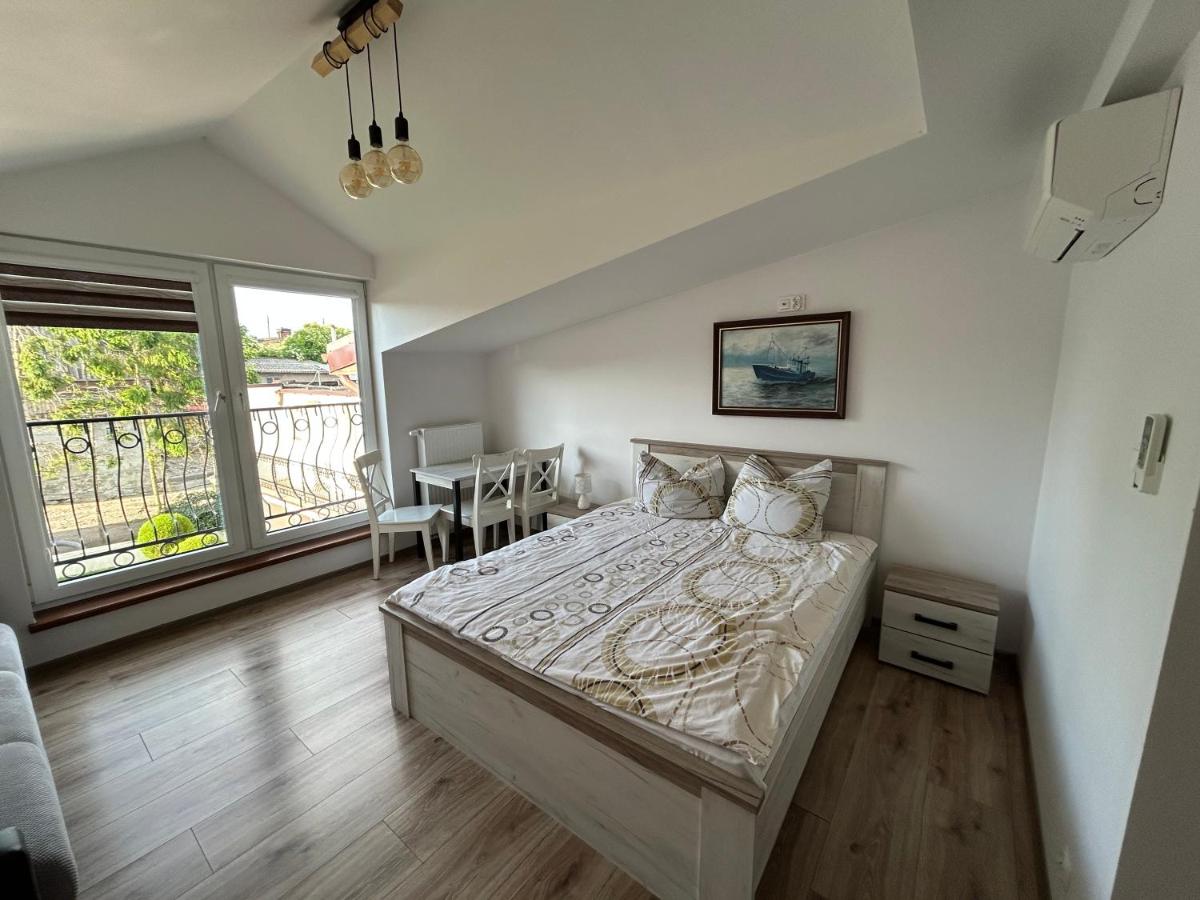 Pokoje Gościnne Angelika - Housity