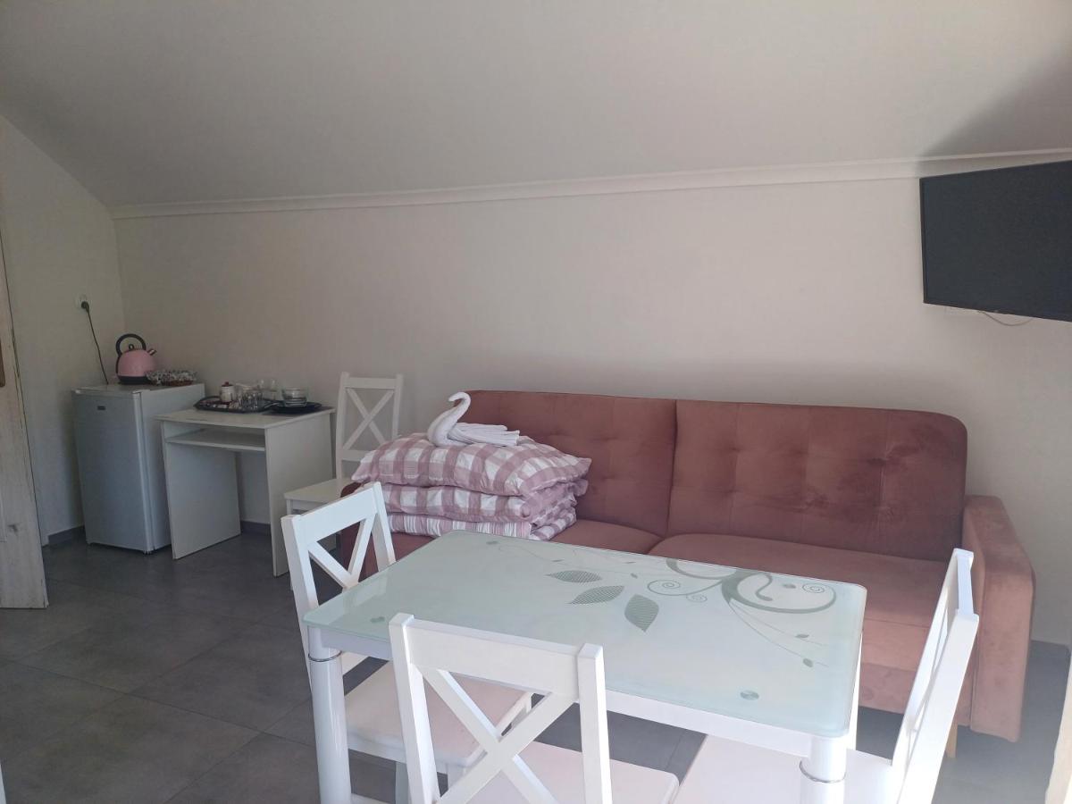 Gościniec Solan - Housity