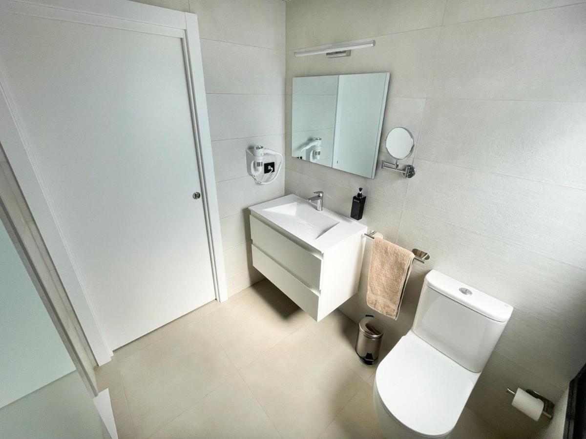 Apartamento de 3 dormitorios piscina y parking - Housity