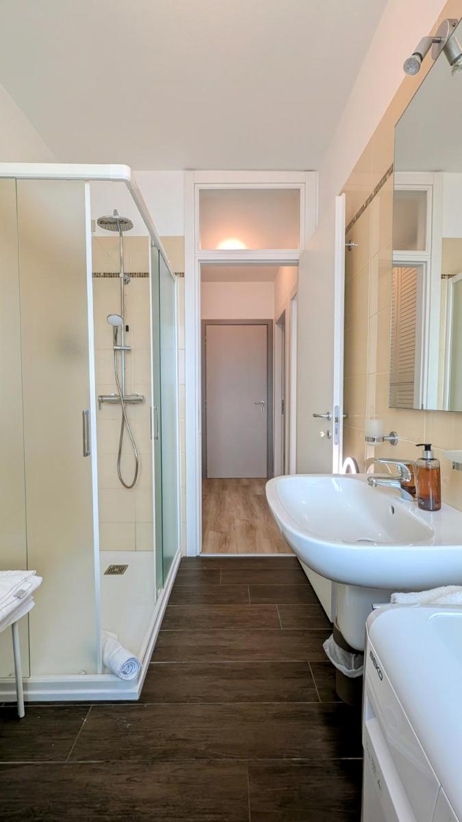 Sara Holiday Rentals - Housity