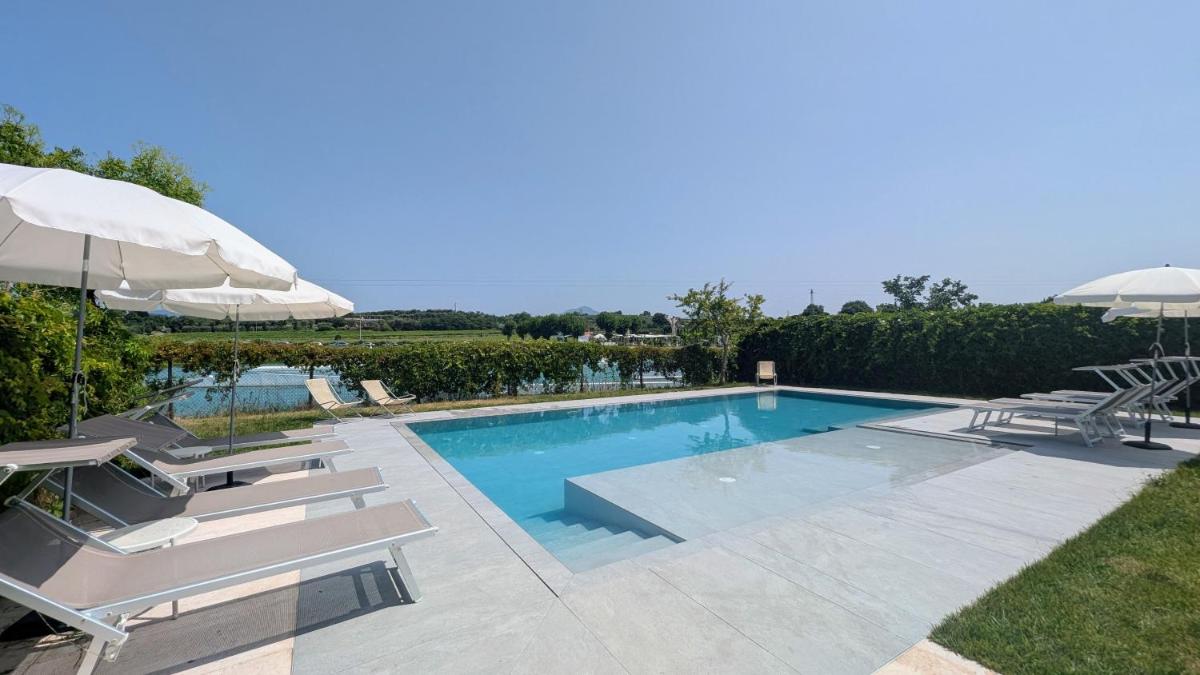 Sara Holiday Rentals - Housity