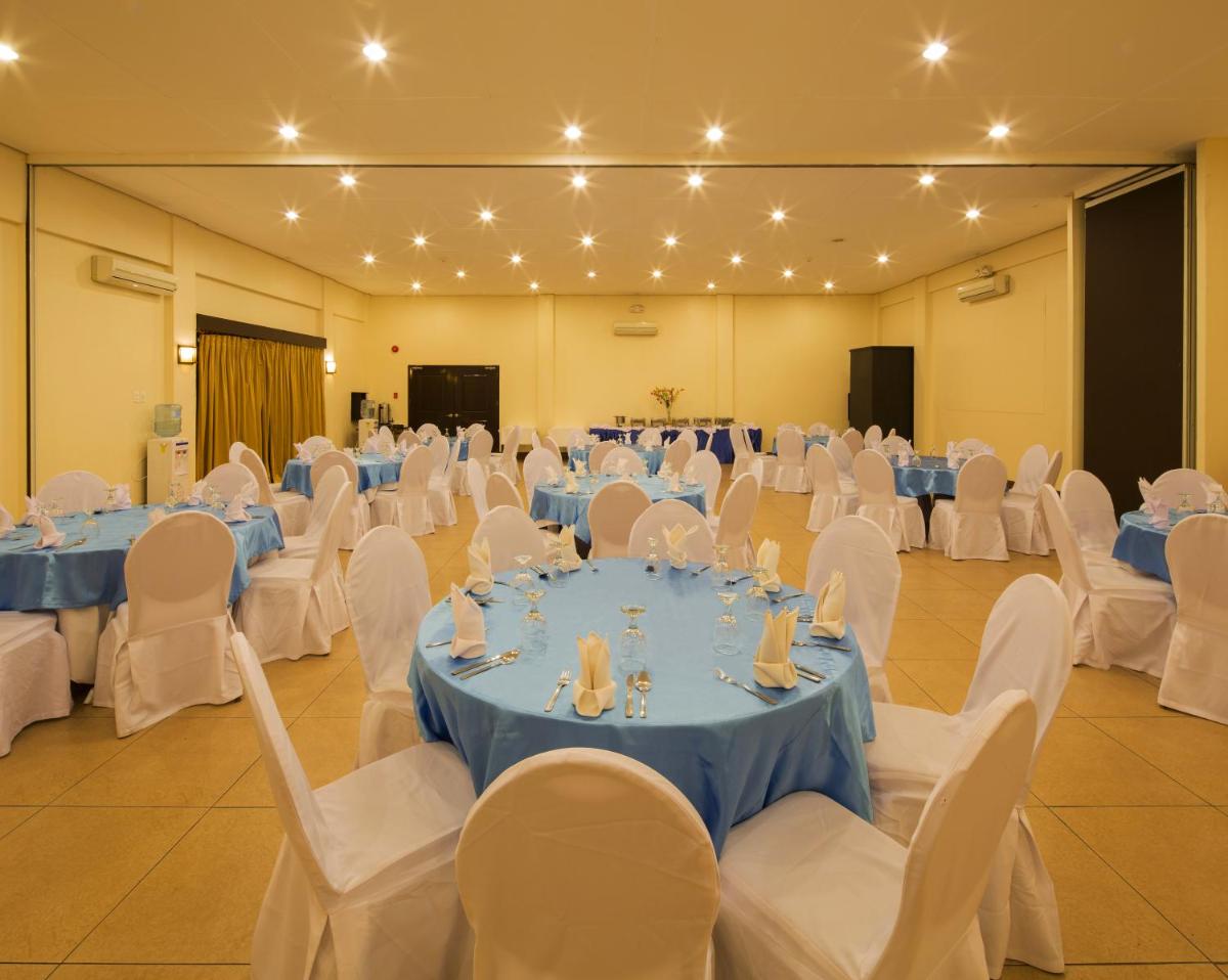 Suitetrails - Microtel by Wyndham Davao