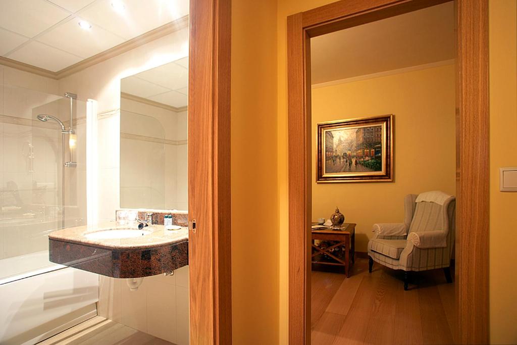 Hotel Villa de Larraga - Housity
