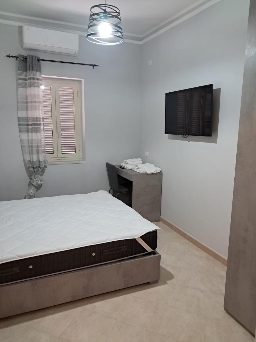 40 Parallelo - Housity