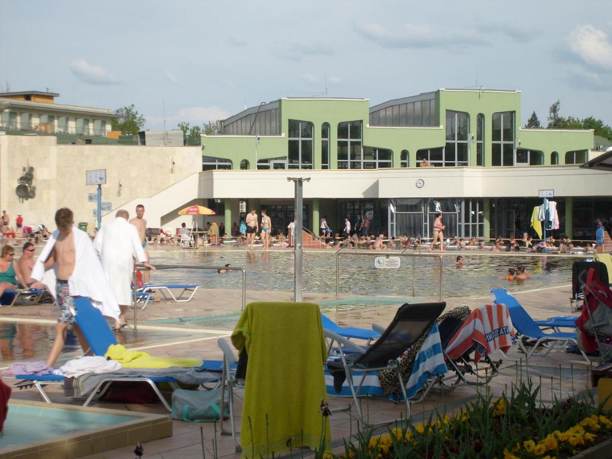Otthon Apartman - Housity