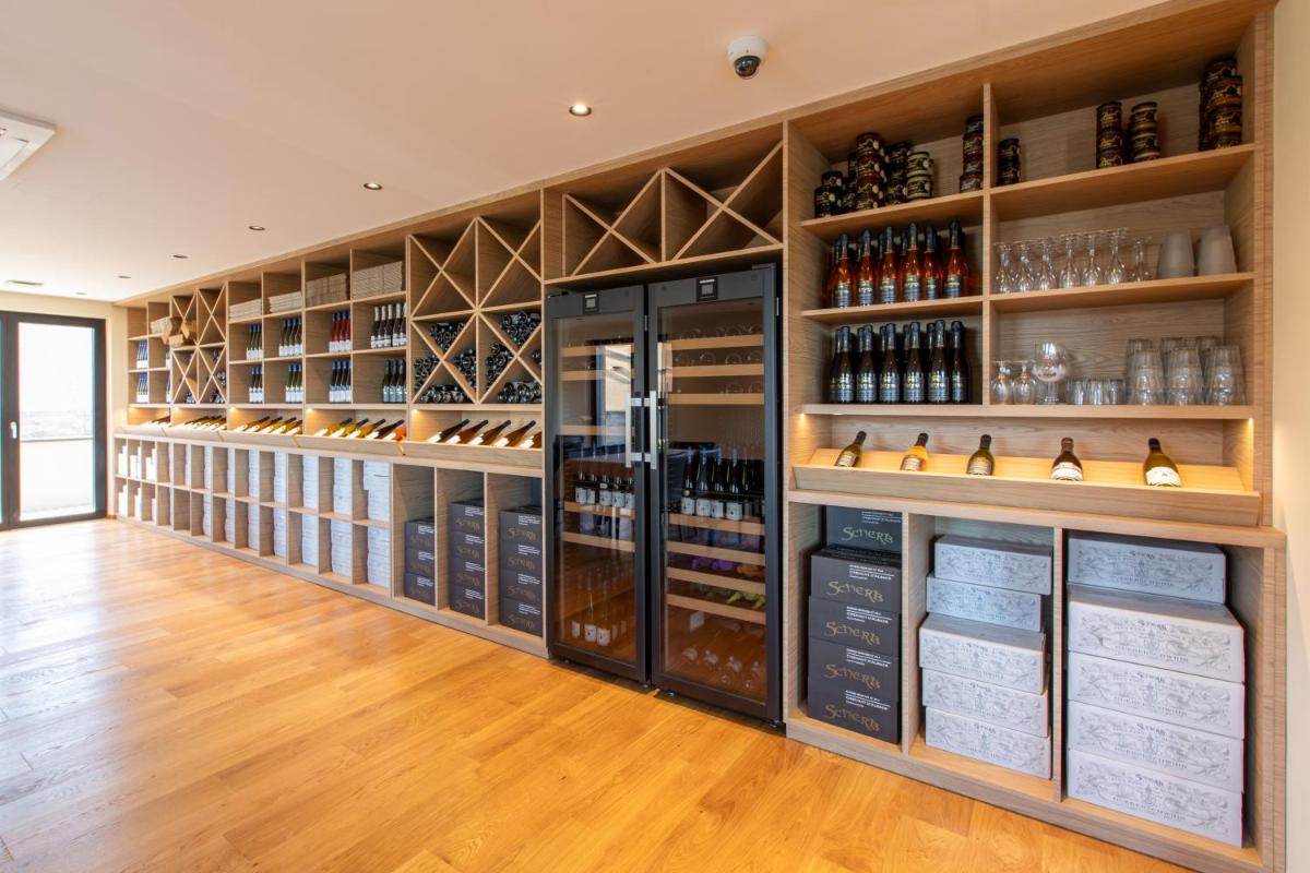Photo de la galerie de l'établissement Hôtel Terra Vinum, à Gueberschwihr
