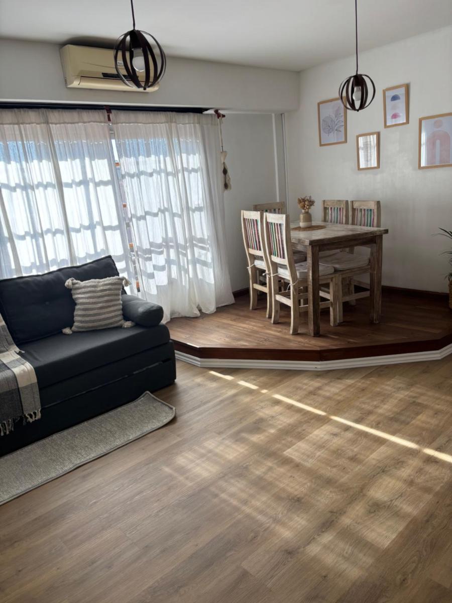 Alquilo departamento por dia. Zona castelar!!! - Housity