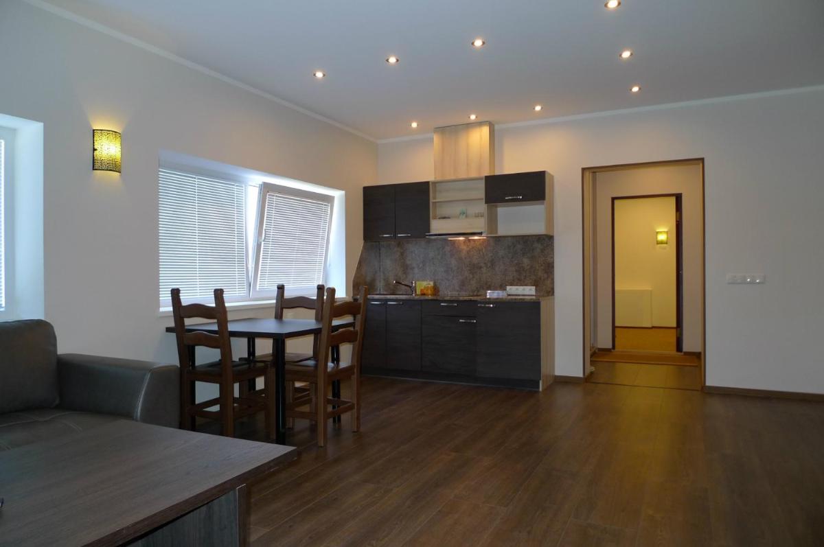 Feyena Guesthouse - Housity