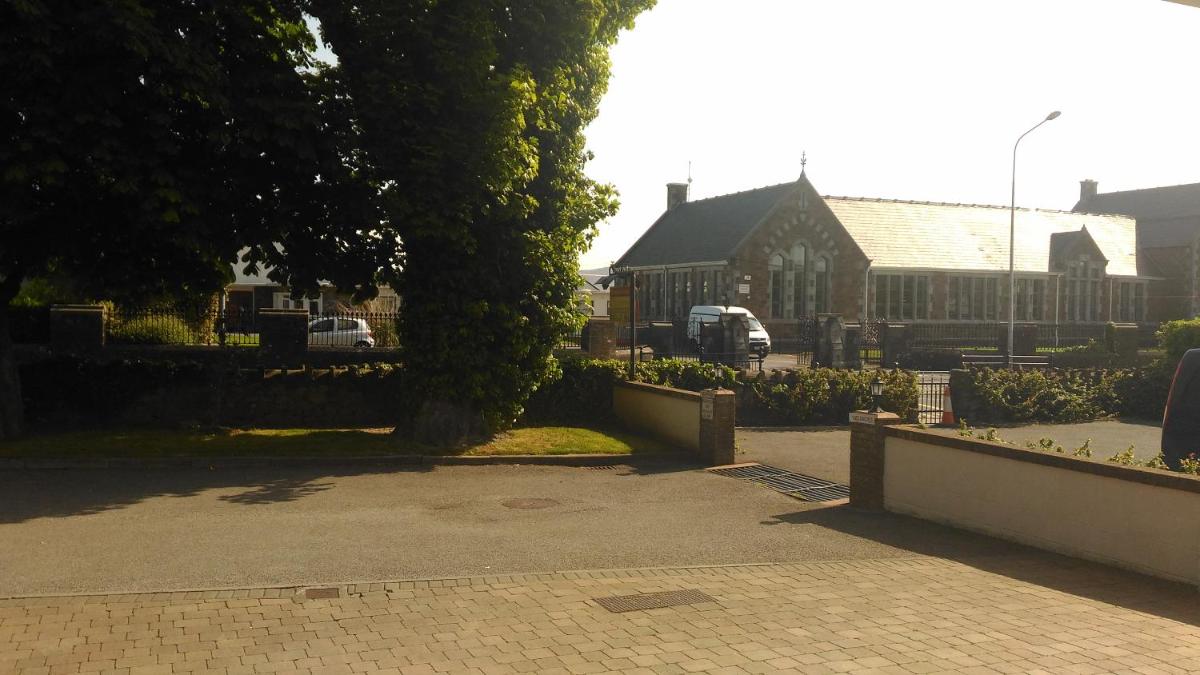 Conn Oriel B&B - Housity
