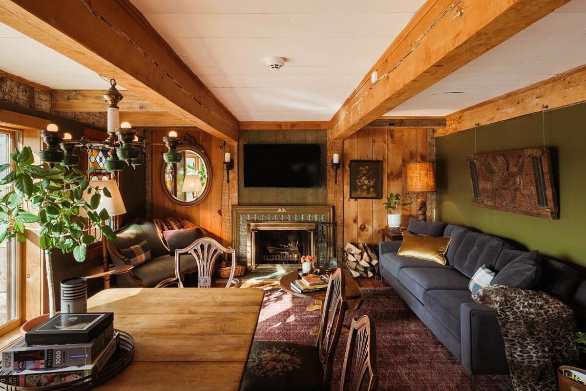 Chestnut Hill Farm - Housity