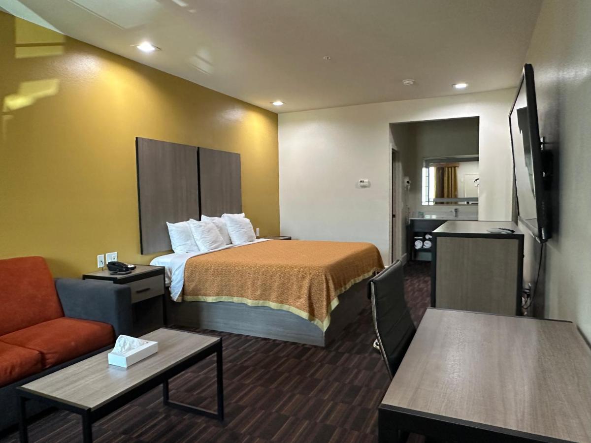 Scottish Inn and Suites - Housity