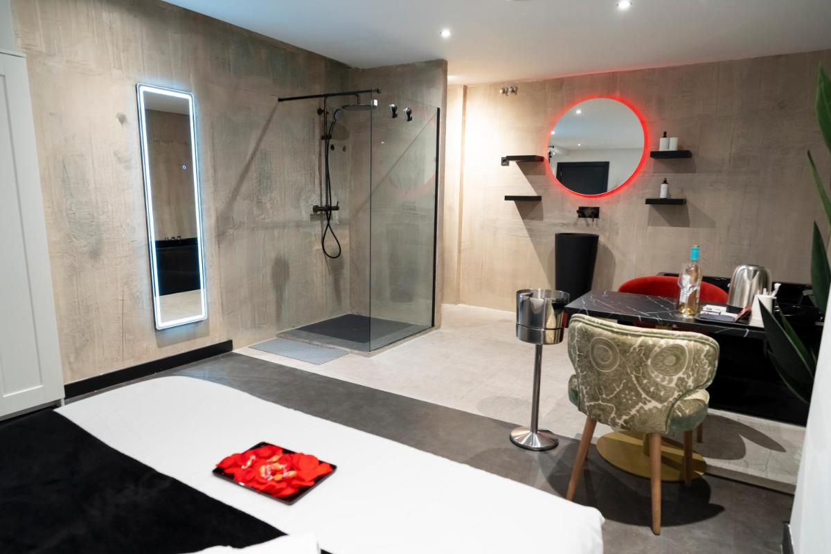 Mad Rooms - Housity