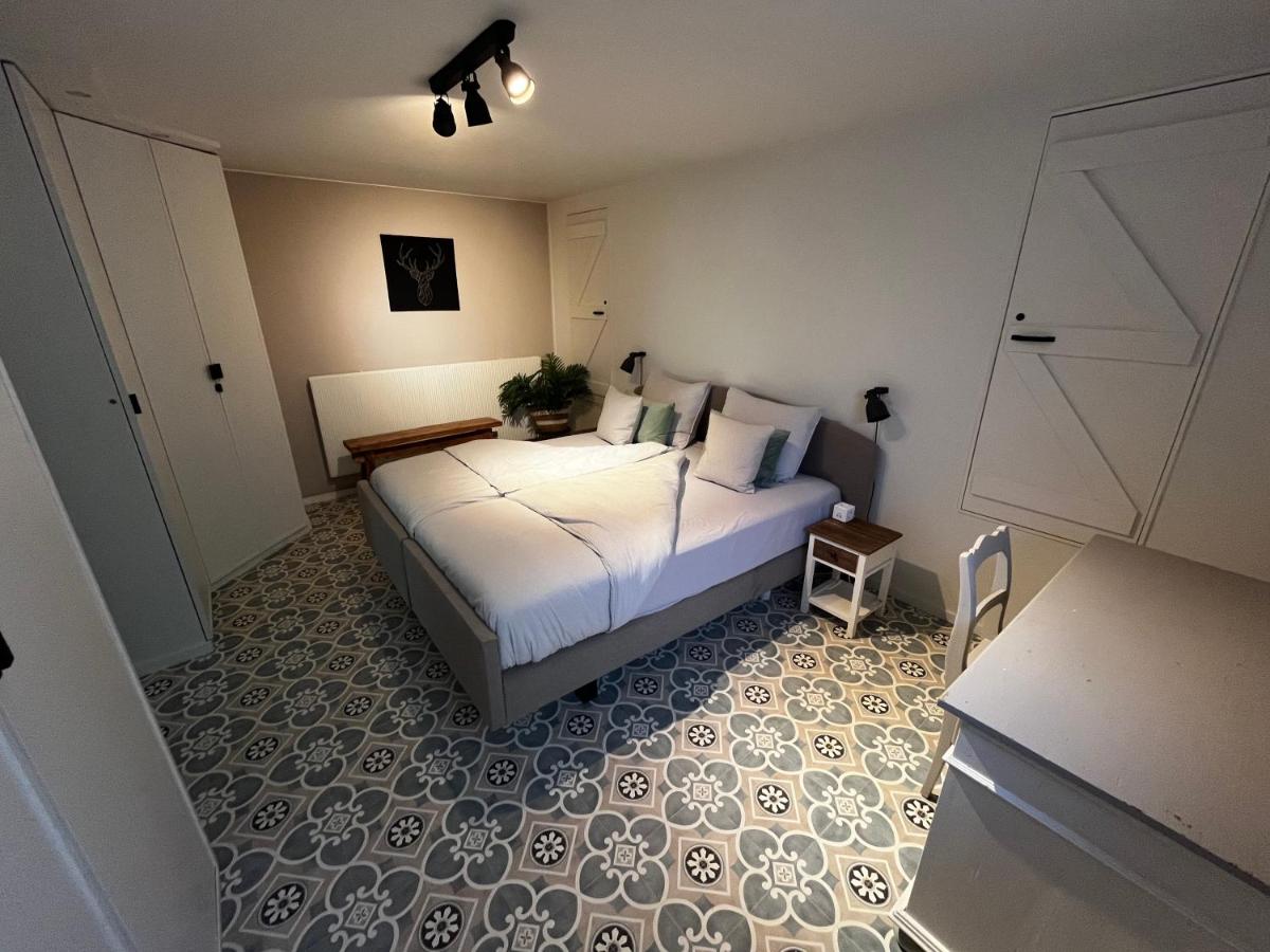 B&B appartement Rebel and Moon in het centrum van Alblasserdam - Housity