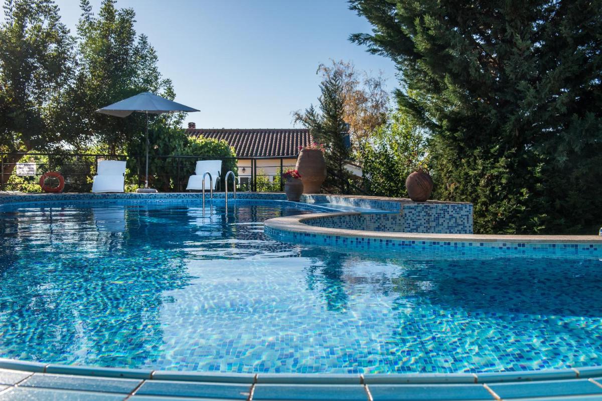 Antheia Houses - Housity