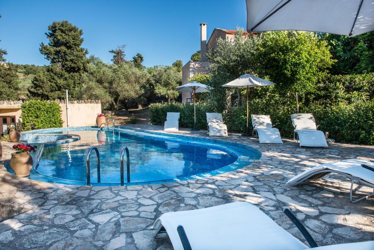 Antheia Houses - Housity