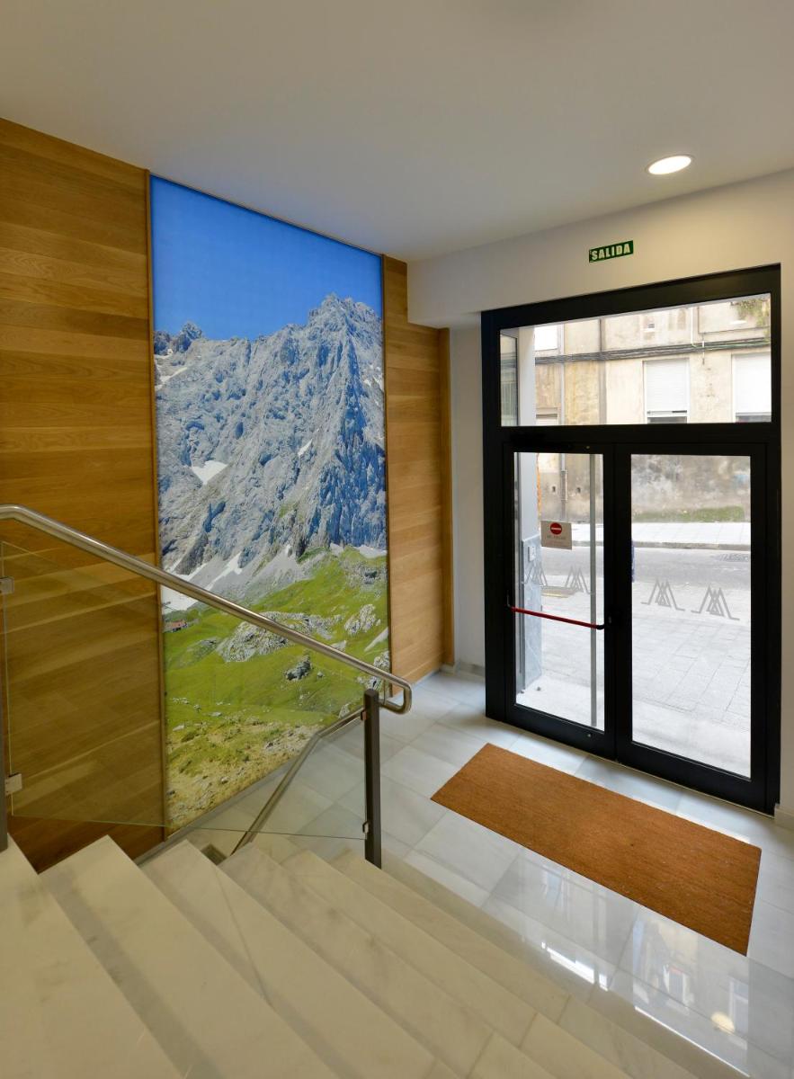 Hotel Picos De Europa - Housity