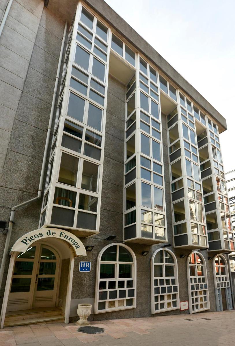 Hotel Picos De Europa - Housity