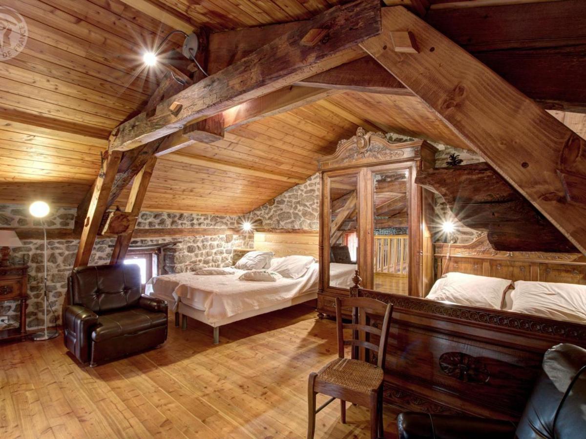 Gîte authentique et confortable pour 6 dans le Forez - FR-1-496-16 - Housity