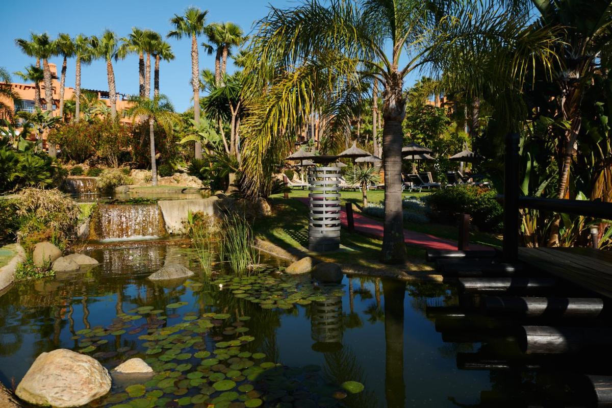 Jardín al aire libre en Aparthotel Novo Resort