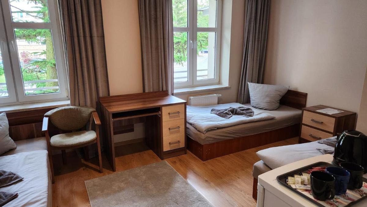 Rentumi Hostel Świnoujście pokoje turystyczne, noclegi centrum, blisko morza - Housity