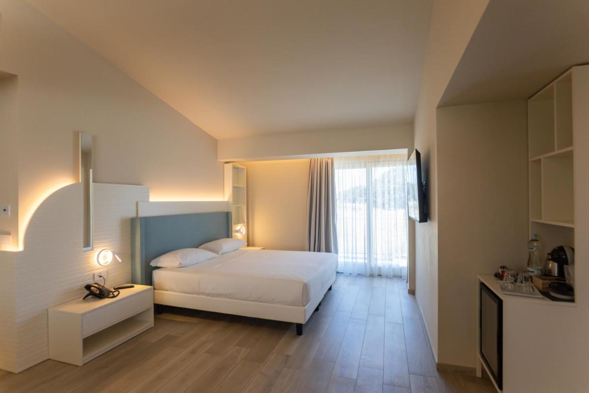 Capovaticano Luxury Rooms - Housity