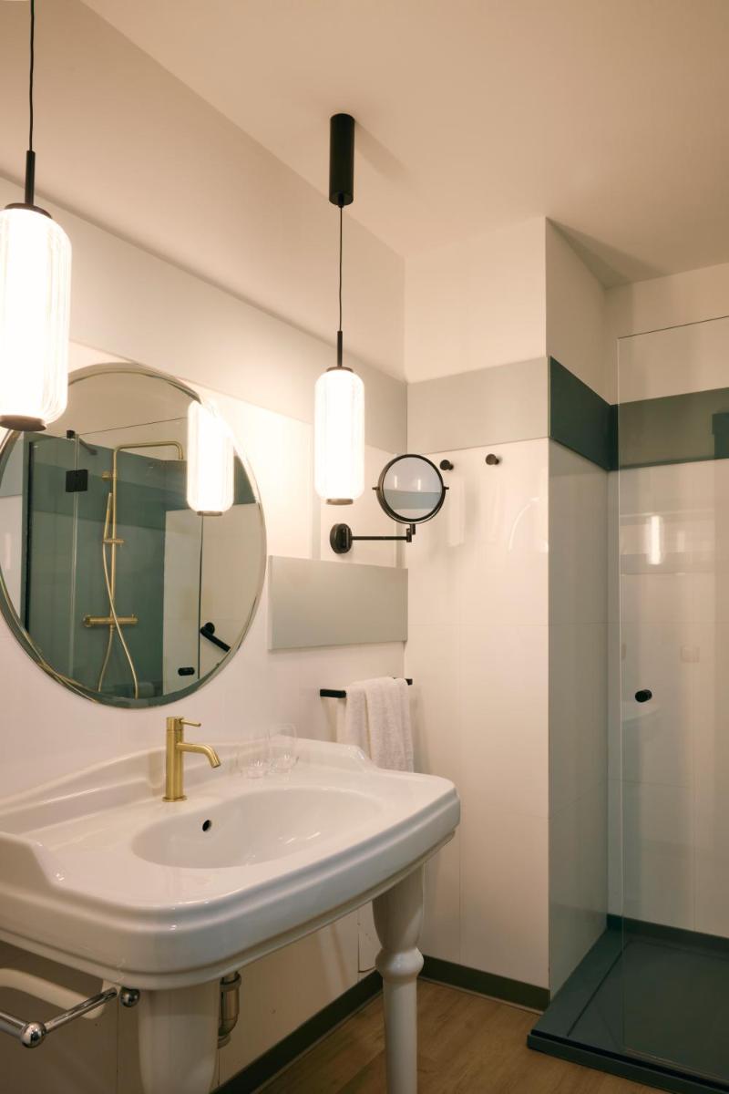 Un baño de Hotel Balneario La Hermida