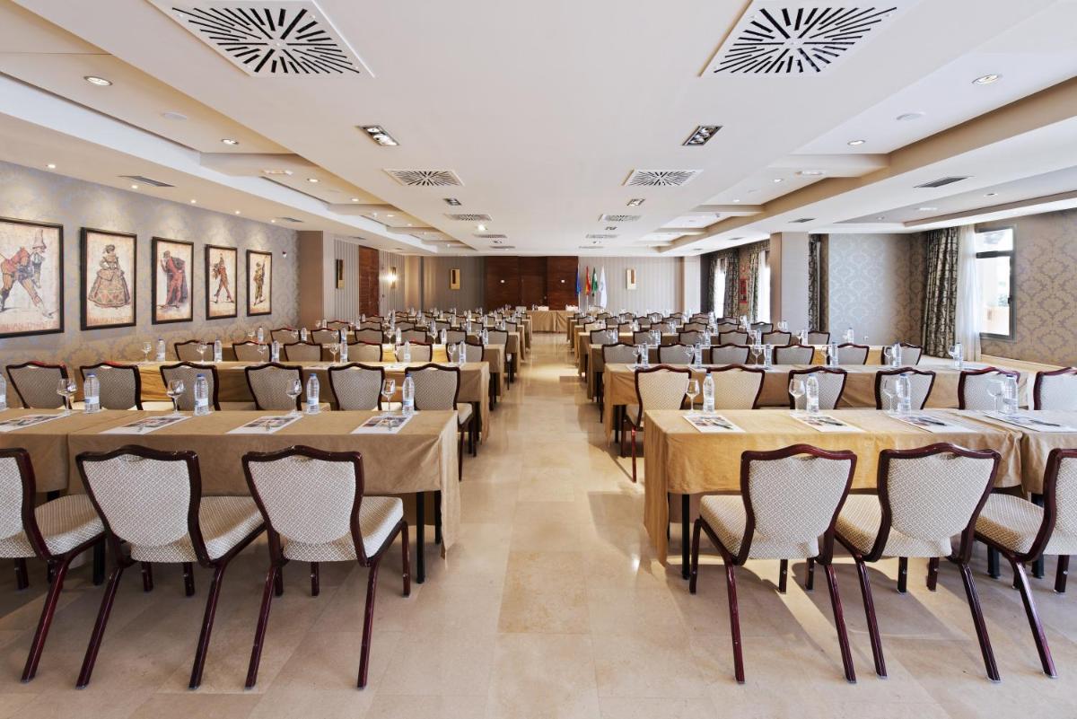 Zona business o sala de conferencias en Elba Costa Ballena Beach & Thalasso Resort
