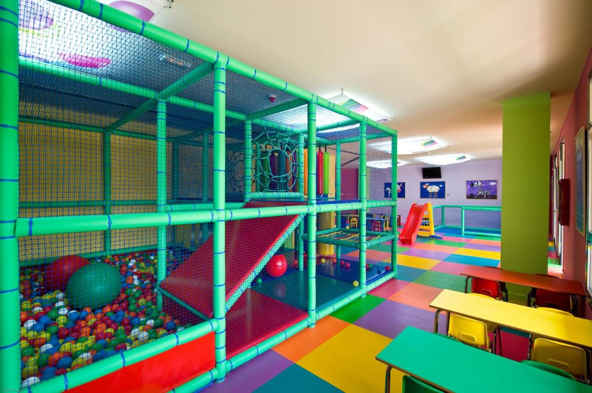 Club infantil en Elba Costa Ballena Beach & Thalasso Resort