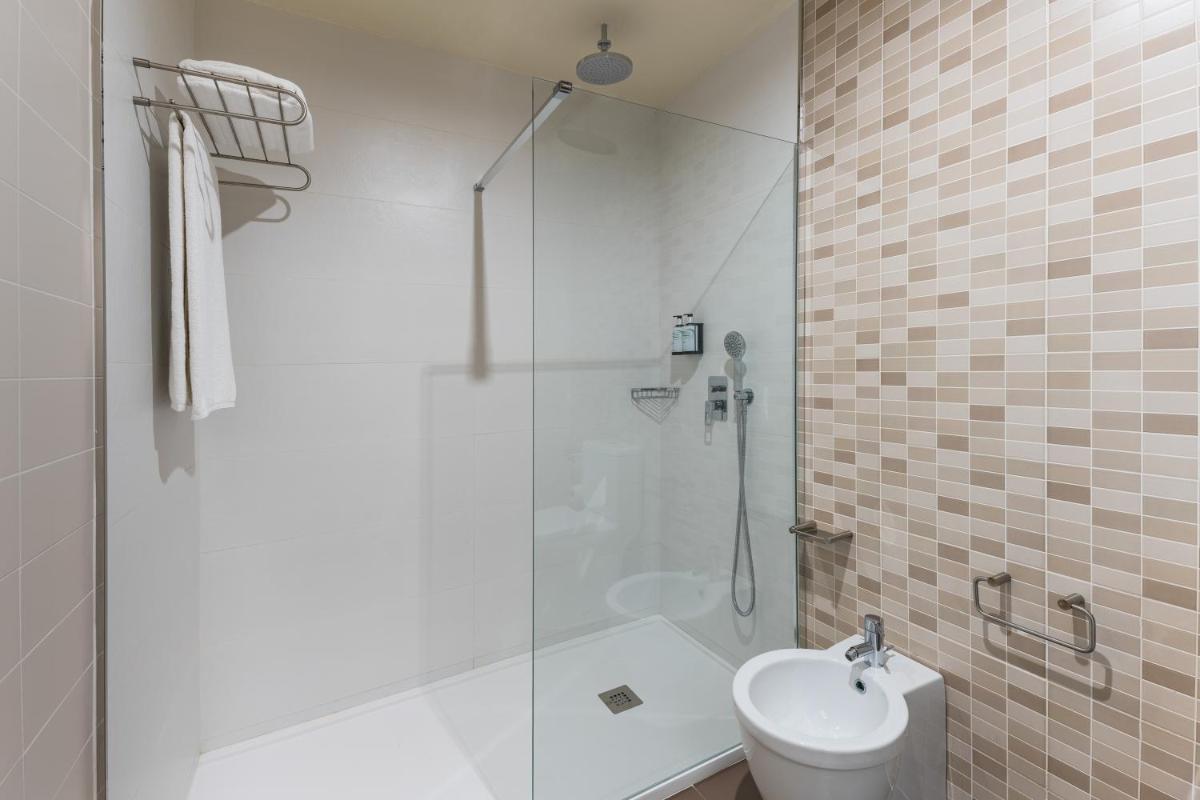 Un baño de Elba Costa Ballena Beach & Thalasso Resort