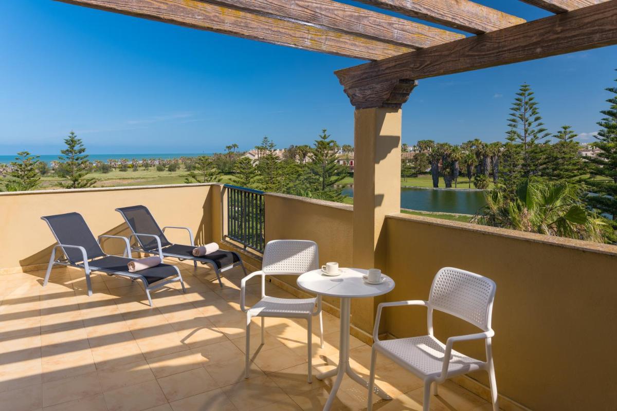 Un balcón o terraza de Elba Costa Ballena Beach & Thalasso Resort