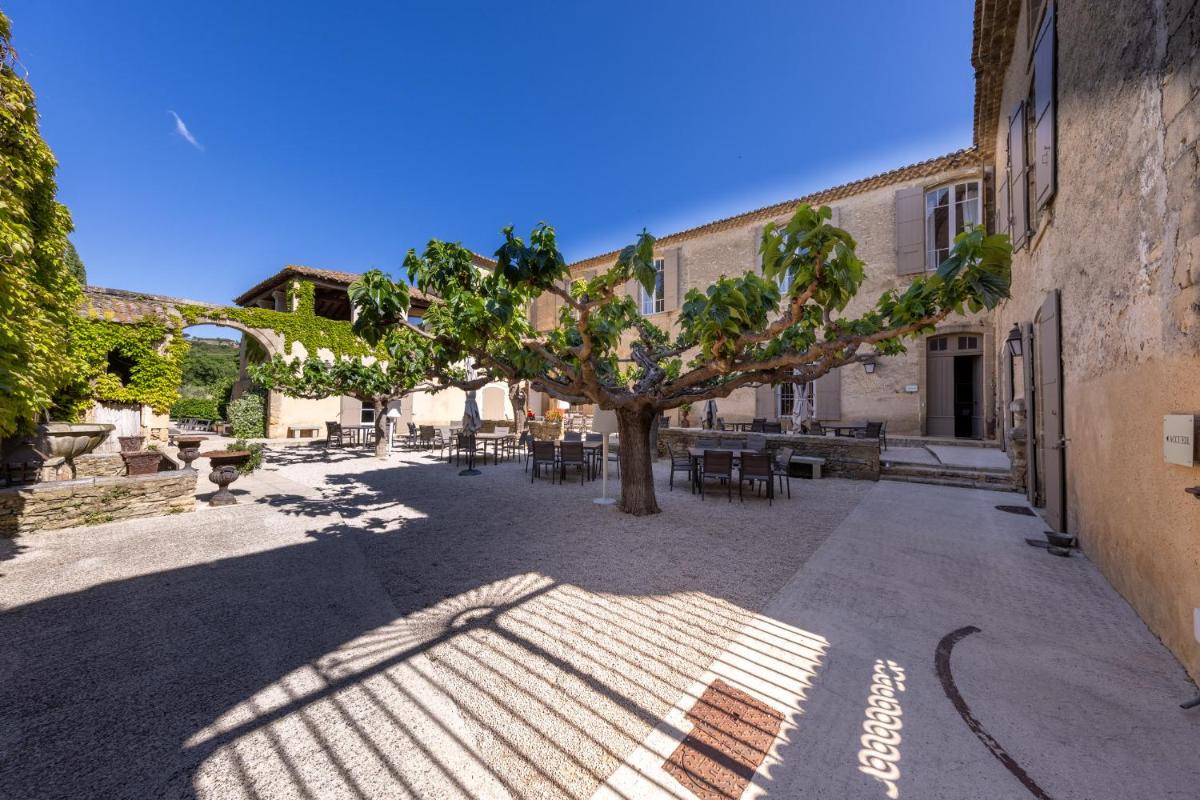 Domaine Des Escaunes - Housity