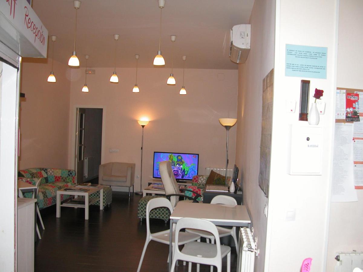 Hostal Goyal Pizarro - Housity