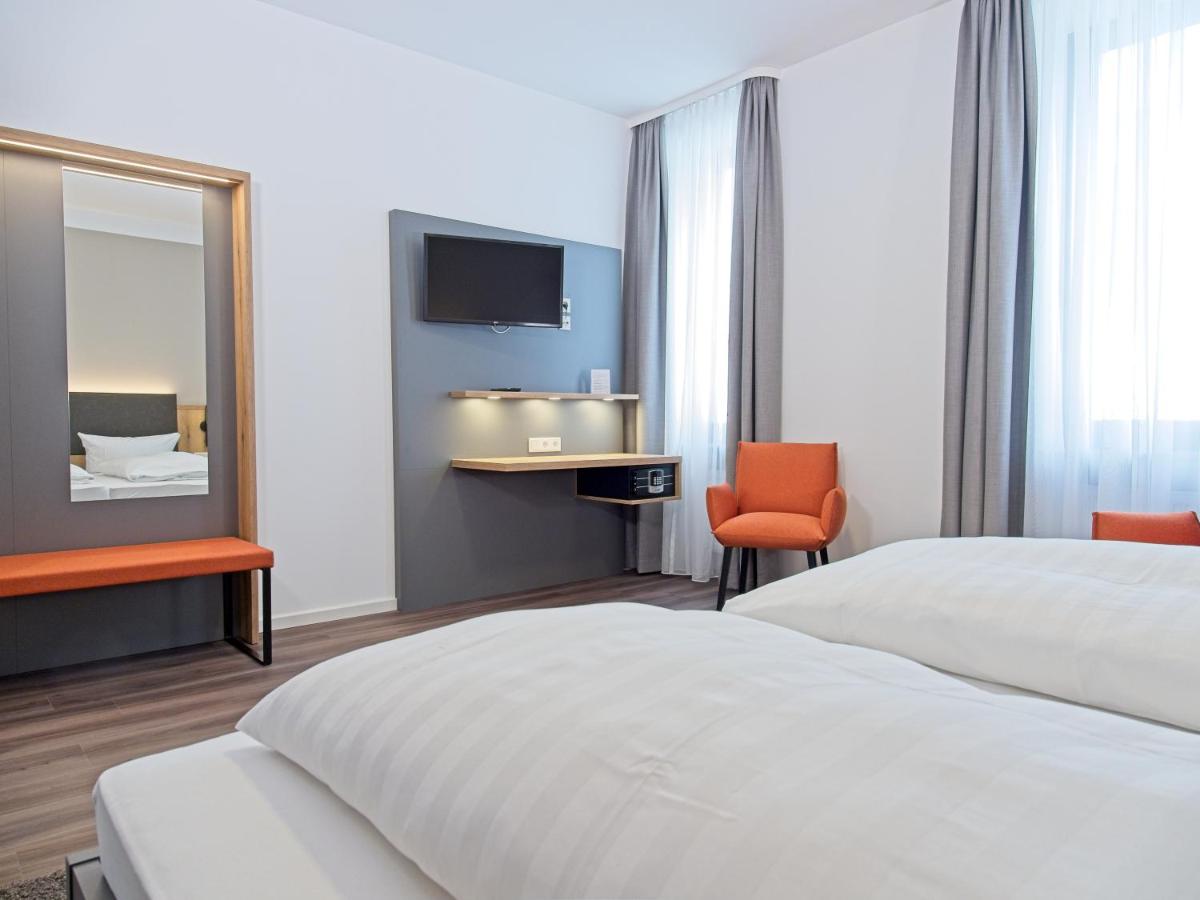 Hotel Adler - Housity