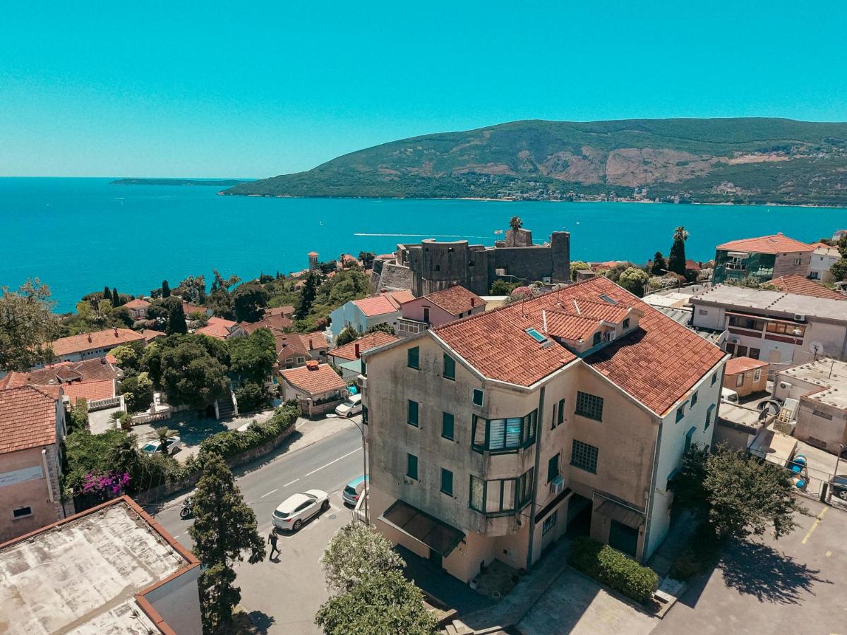 Apartments "Belle Vue" - Housity