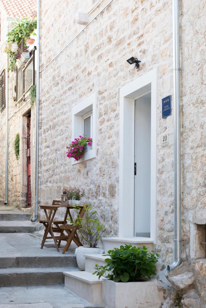 Suitetrails - Agata House Hvar