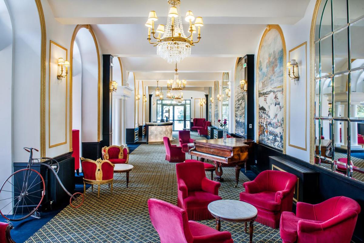 Coin salon dans l'établissement Grand Hotel Gallia & Londres