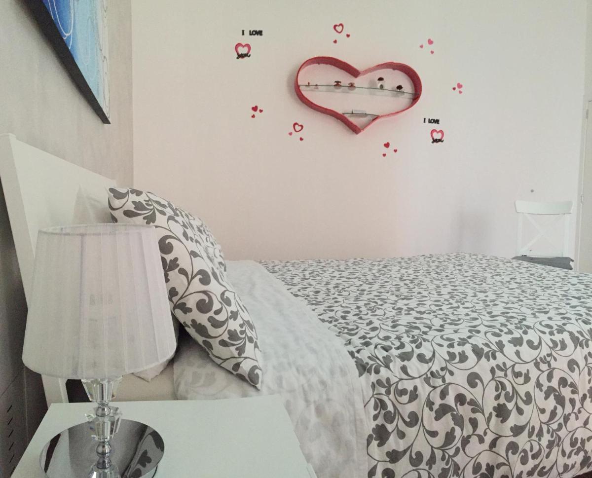 La Rosa Blu 2 - Housity