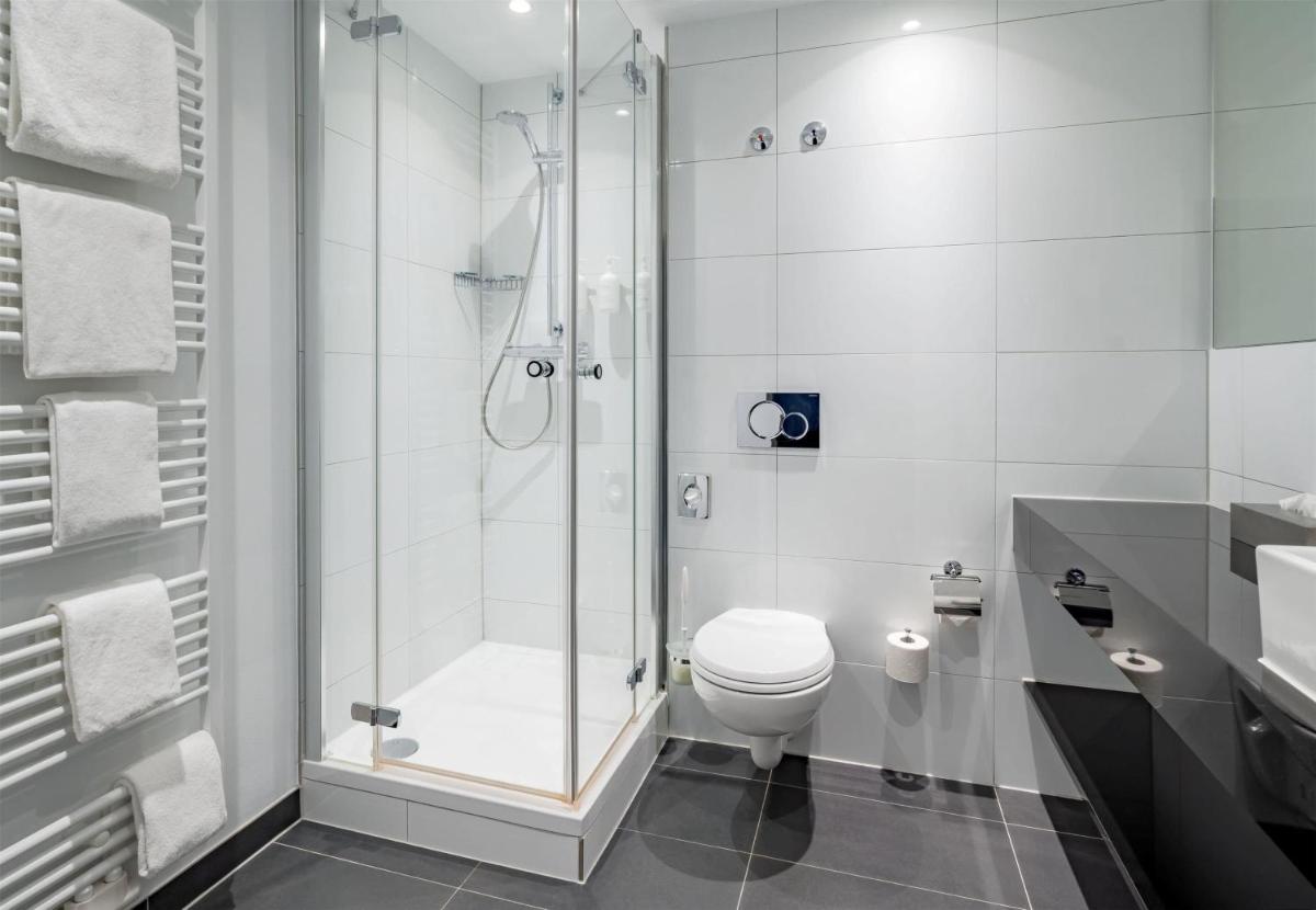 Flemings Hotel Wuppertal-Central - Housity
