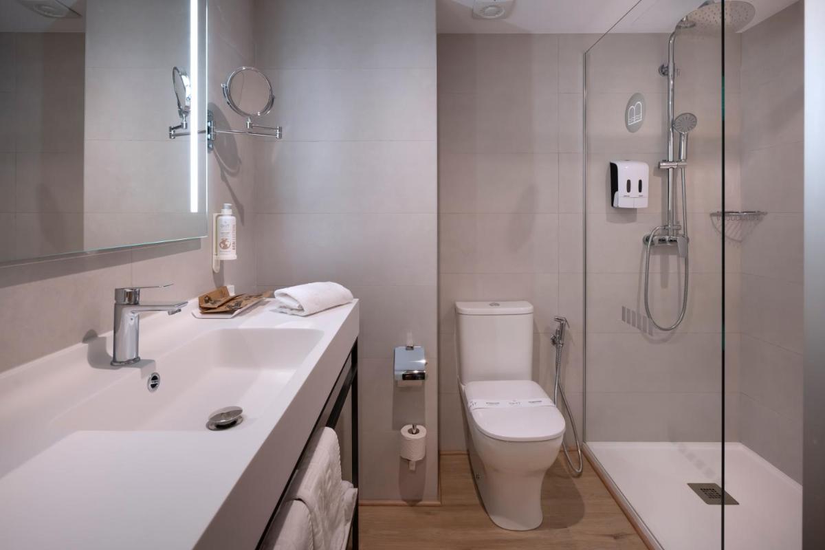 Un baño de GHT Costa Brava & Spa