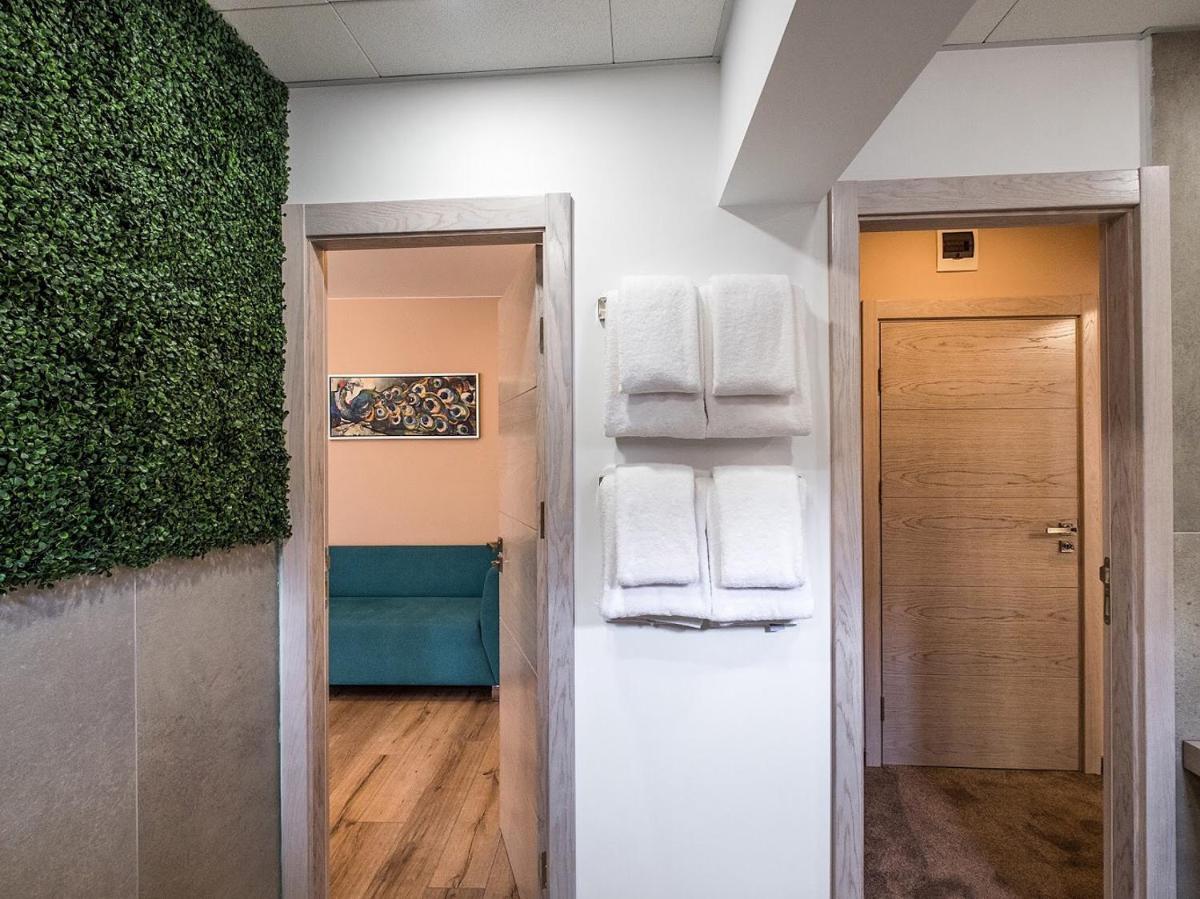 Caro Apartments & Rooms - Housity
