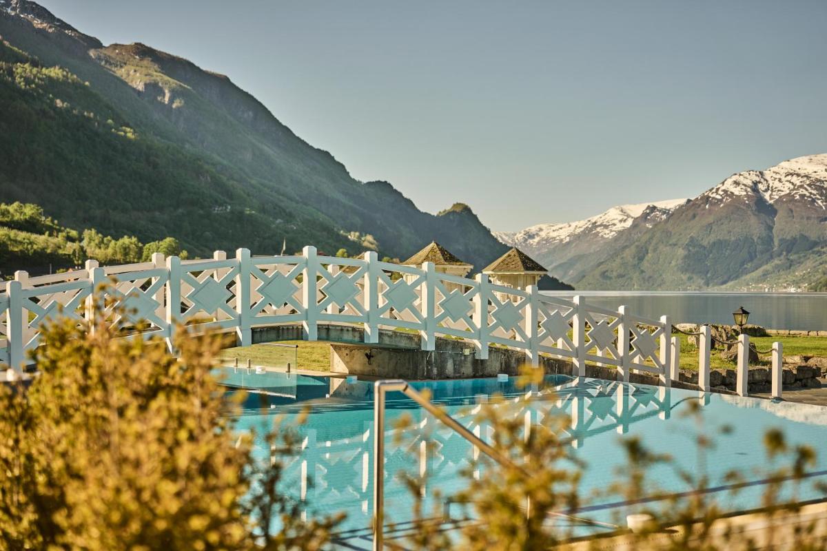 Hotel Ullensvang - Housity