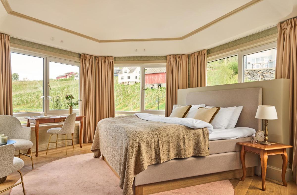 Hotel Ullensvang - Housity