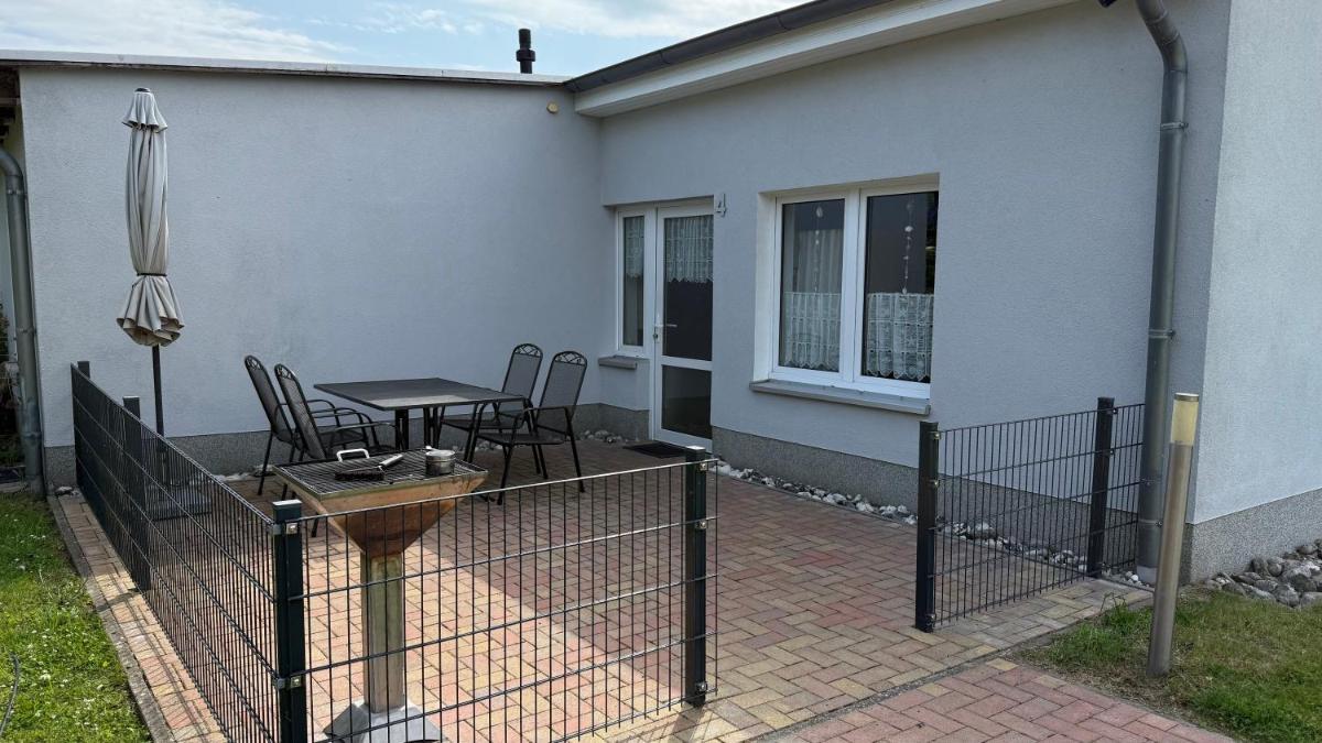 Ferienwohnungen Zur alten Schule - Housity