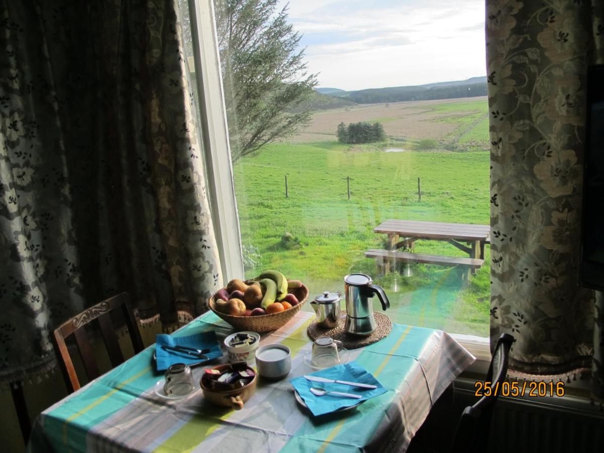 Scotland Paradise Relax by Shooting Club Kirriemuir - Housity