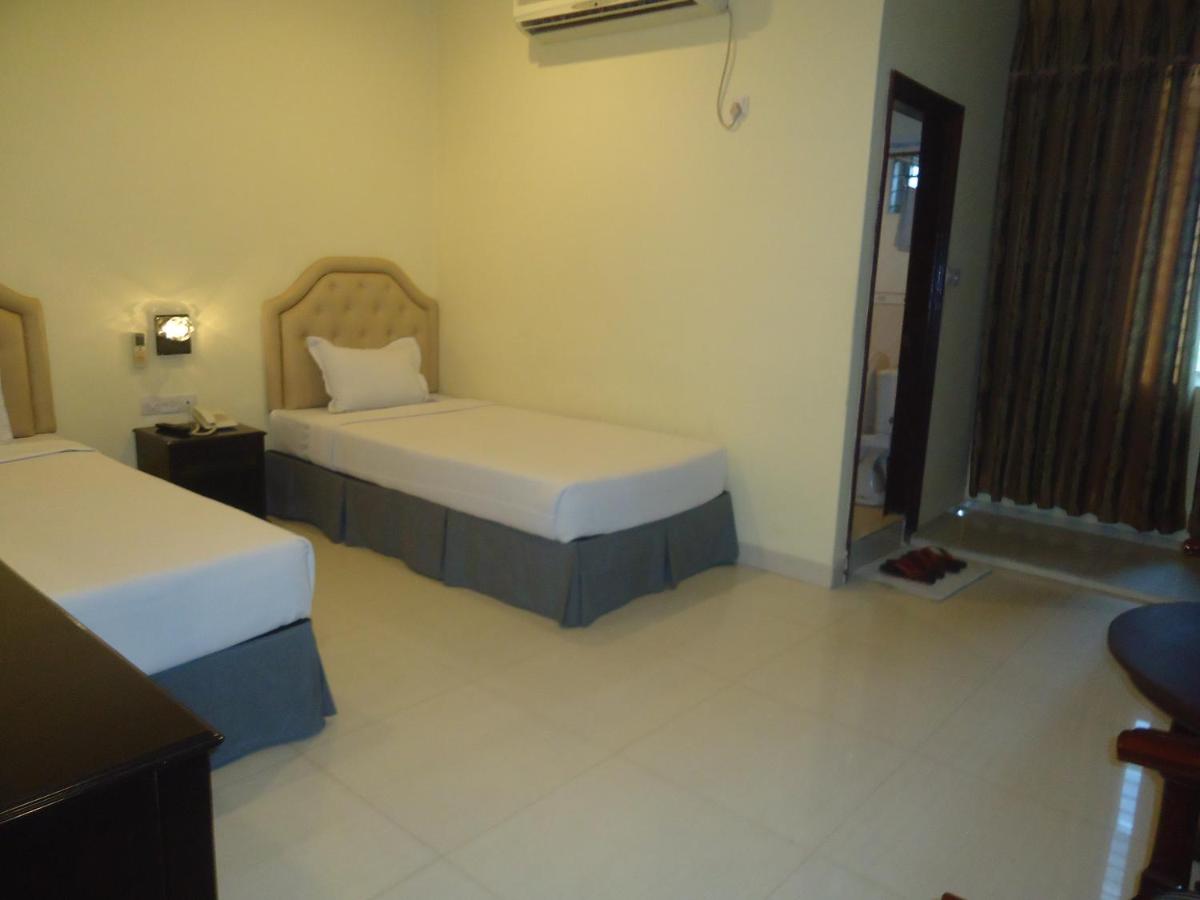 Executive Residence - Housity