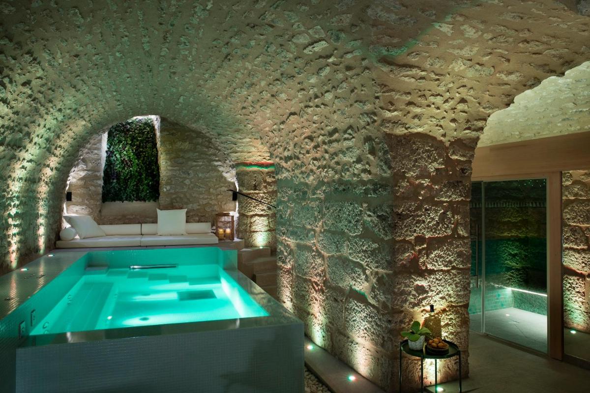 Hotel De France - Housity