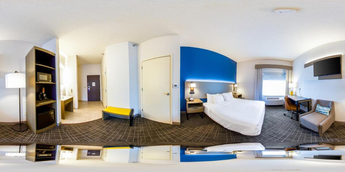 Comfort Inn & Suites O'Fallon - St Louis Area - Housity