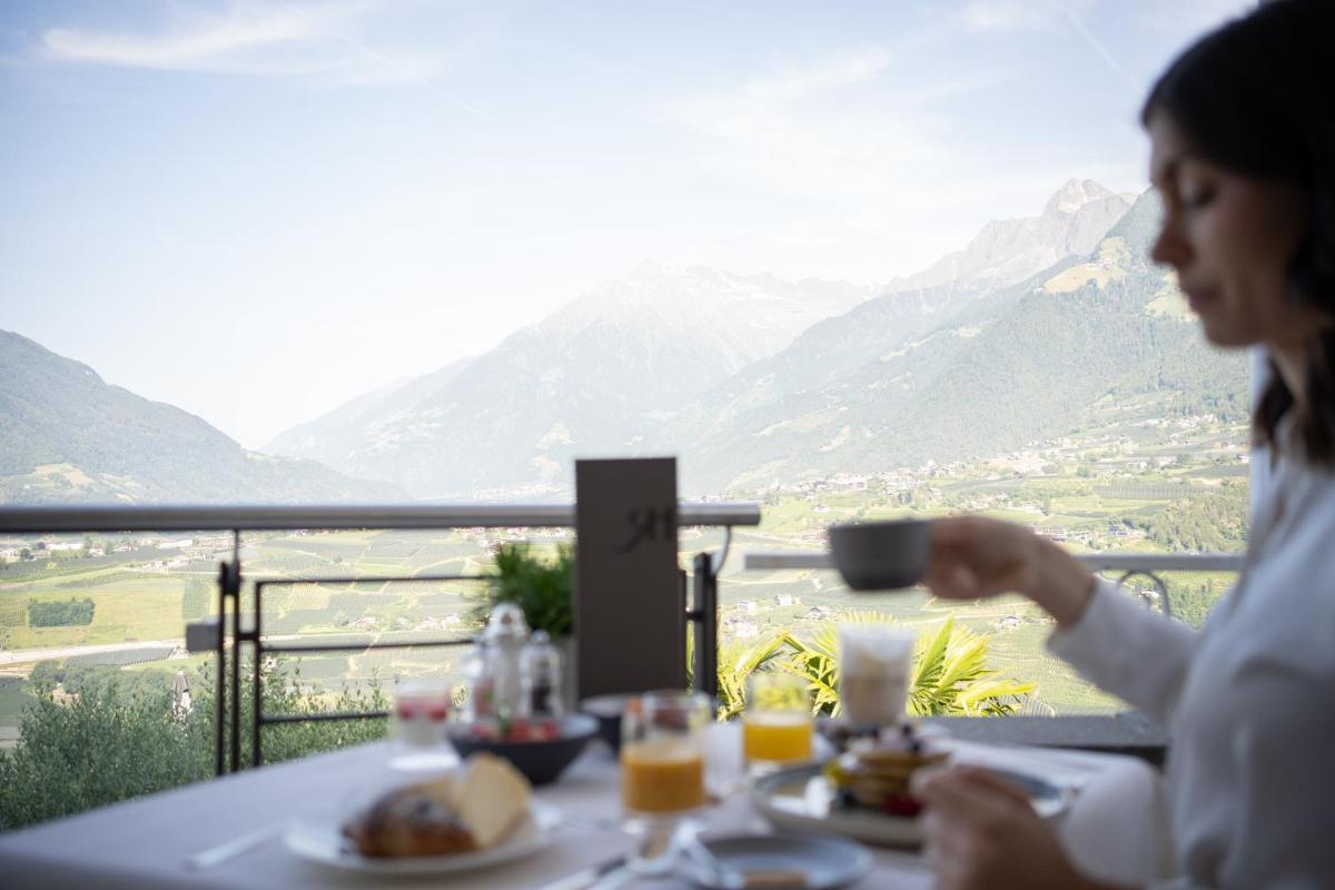 Hotel Resmairhof - Housity