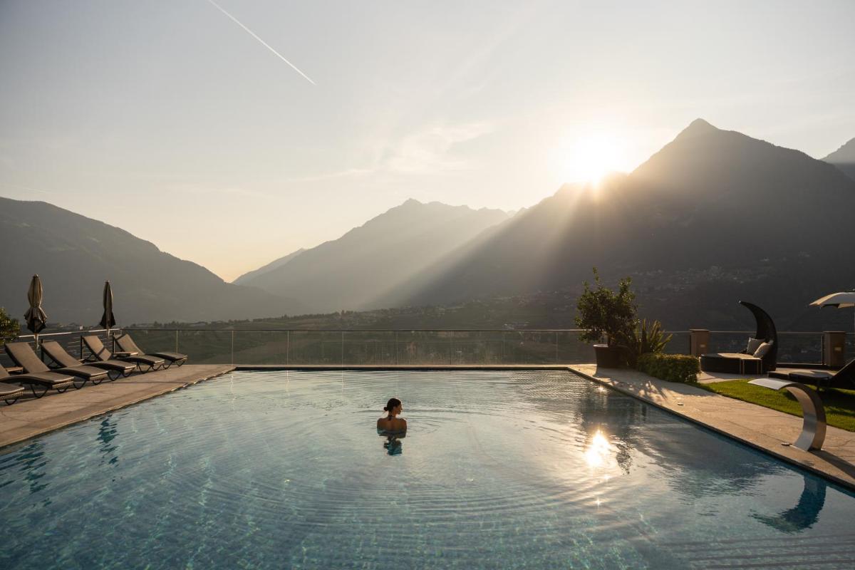 Hotel Resmairhof - Housity
